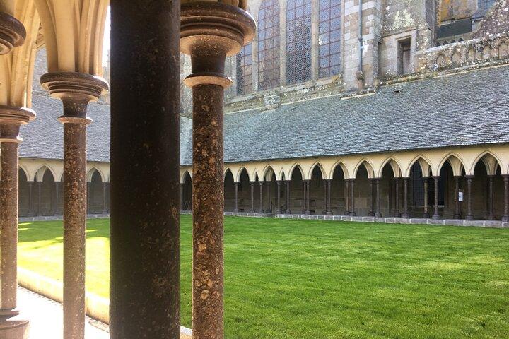 Private tour from Bayeux to Mont Saint Michel with Licence Guide
