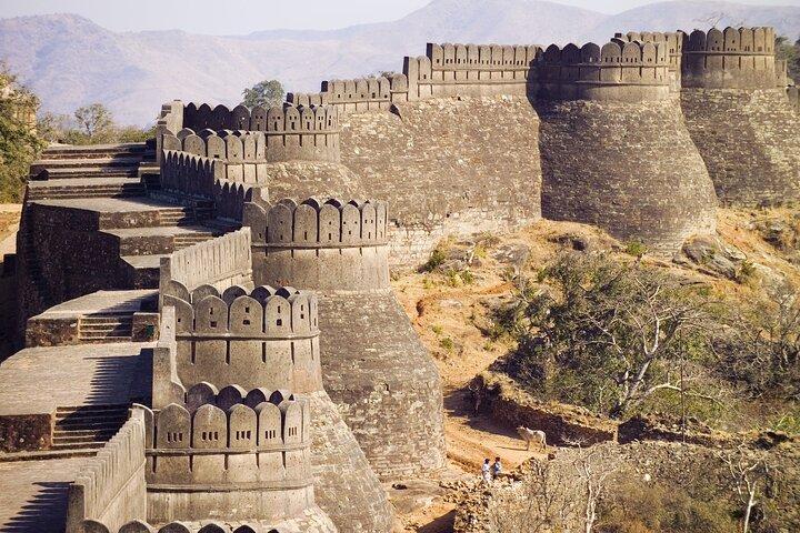 Kumbhalgarh Fort & Ranakpur Tour With One Way Transfer From Udaipur To Jodhpur