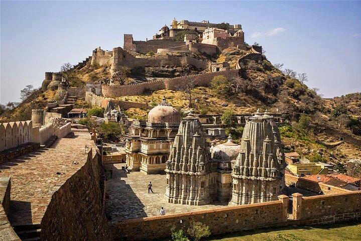 Kumbhalgarh Fort & Ranakpur Tour With One Way Transfer From Udaipur To Jodhpur