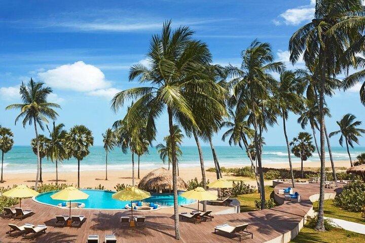 Private Taxi from Sri Lanka Airport (BIA-CMB) to Arugambay Hotels