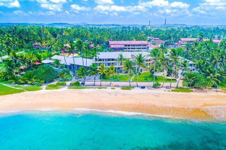 Private Taxi from Sri Lanka Airport (BIA-CMB) to Ahangama Hotels