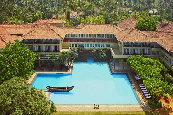 Private Taxi from Sri Lanka Airport (BIA-CMB) to Ahungalla Hotels