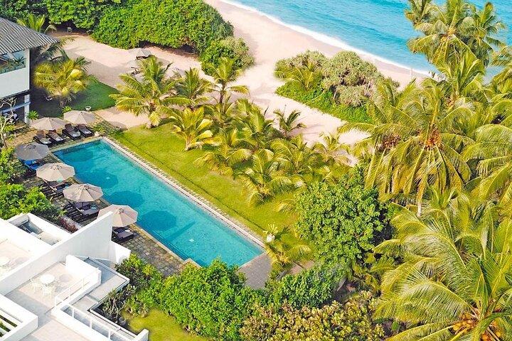 Private Taxi from Sri Lanka Airport (CMB-BIA) to Calamansi Cove Ahungalla