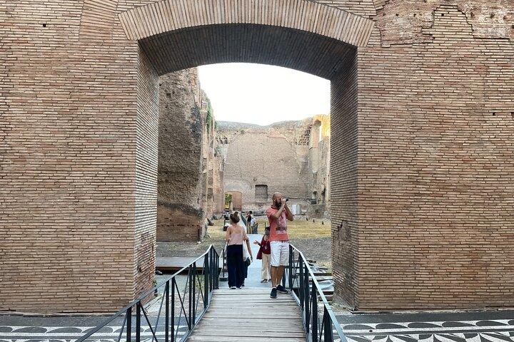 Rome: Semiprivate or Group Tour Caracalla Baths & Circus Maximus