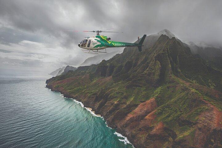 Kauai Deluxe Waterfall Safari: Helicopter Tour