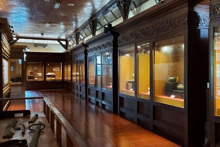 Private Bali Museum and Bajra Sandhi Monument Historical Tour