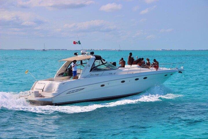 Beautiful Yacht SeaRay 48ft / 15PAX 25P16