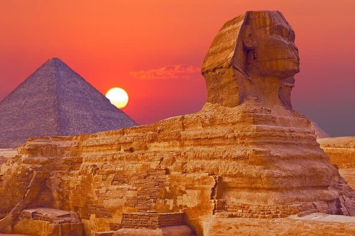 Allinclusive Half DayPrivateTour Giza PyramidsSphinx Ticke Lunch