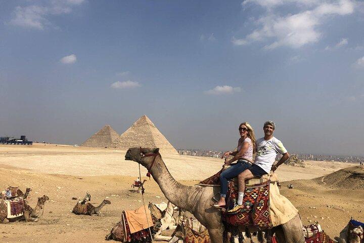 Full day tour Giza Pyramids Sphinx &Lunch and Shopping tour