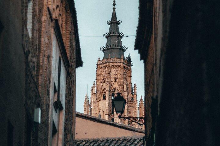 Consuegra Windmills and Toledo Private Full-Day Tour from Madrid
