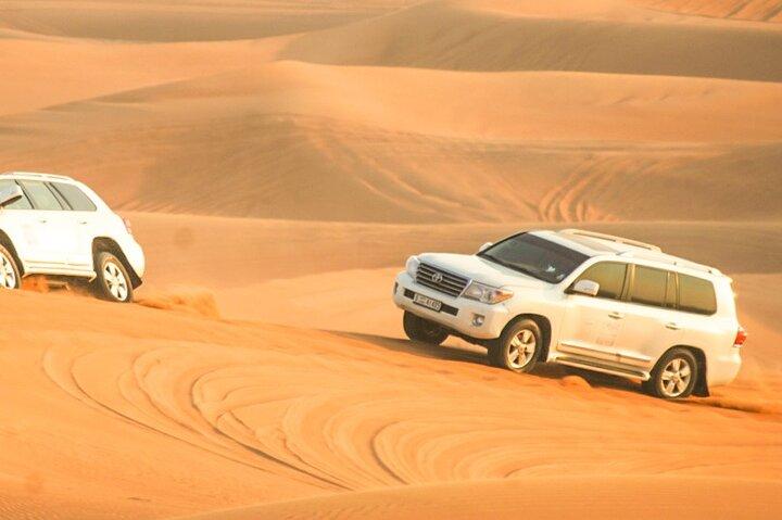 All-Inclusive 4x4 Desert Safari, Dubai City Tour and Abu Dhabi City Tour