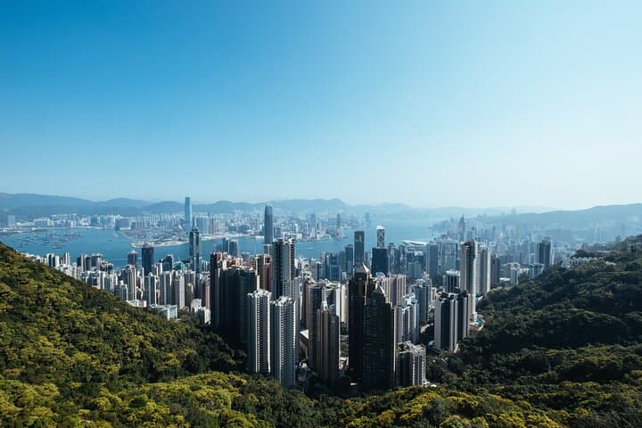 Hong Kong Private Walking Tour with a Local