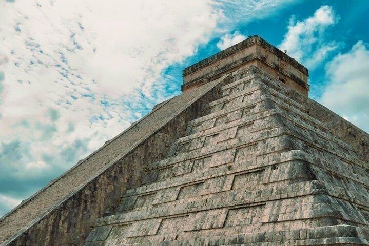 Ultimate Chichen-Itza Cenote Swim & Valladolid from Cancun