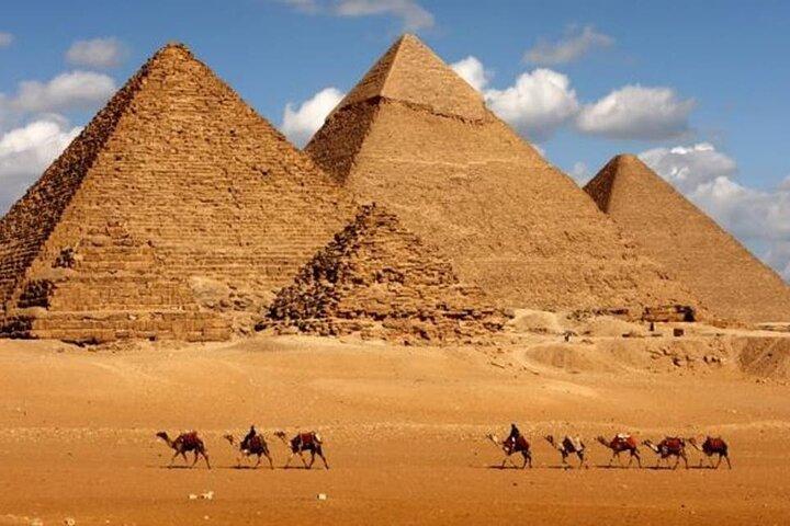 From Sharm El Sheikh: Egyptian Museum and Pyramids Day Trip