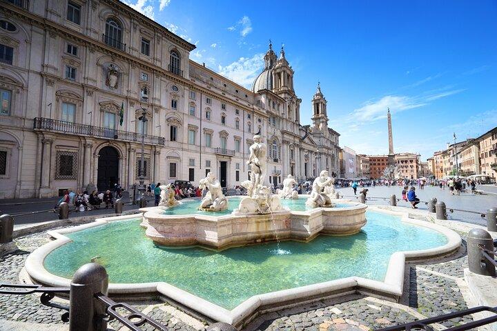 Arrival Transfer: Fiumicino Airport FCO to Rome by Luxury Van