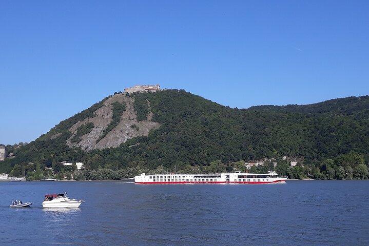 Budapest Danube Bend Full Day Tour with Lunch