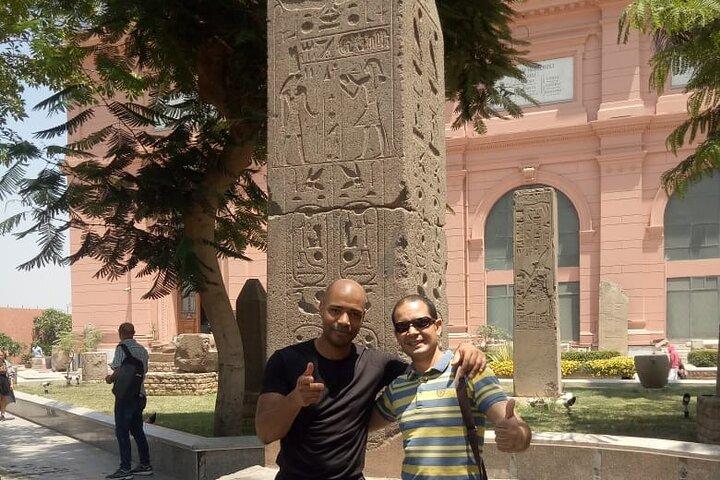 Giza Pyramids & Sphinx and Egyptian Museum Full day Private Tour