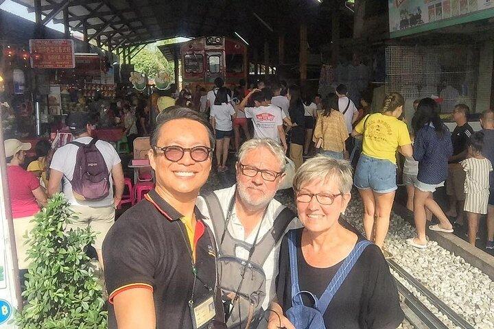 Railway and Floating Markets with Free Brunch