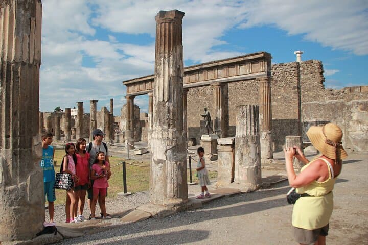 Private Pompeii, Positano and Amalfi Coast Tour from Rome