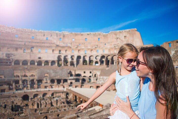 Colosseum Gladiator's Arena and Roman Forum Guided Tour