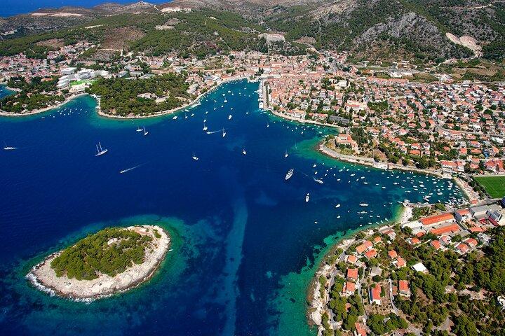Customize your itinerary on a Private Boat Tour