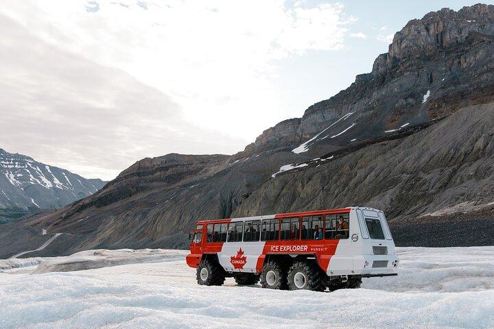 Columbia Icefield Tour with Glacier Skywalk from Banff