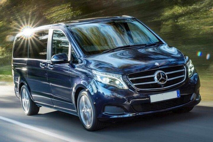 Private Transfer by Minivan from Sorrento to Rome Airport