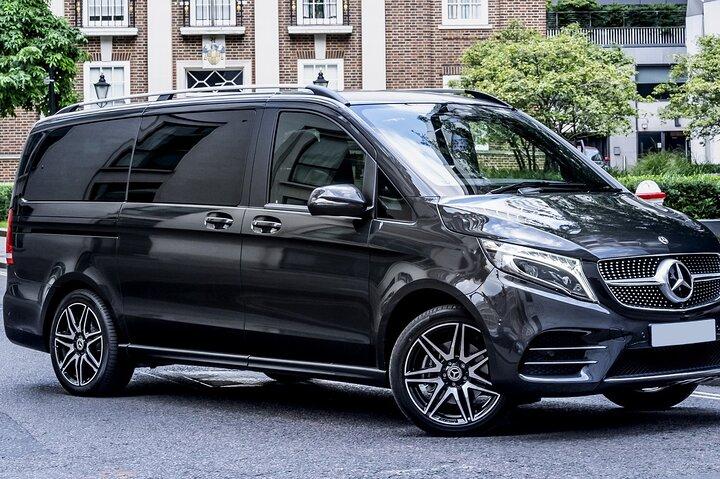 Arrival Transfer: Madrid Airport MAD to Madrid by Luxury Van