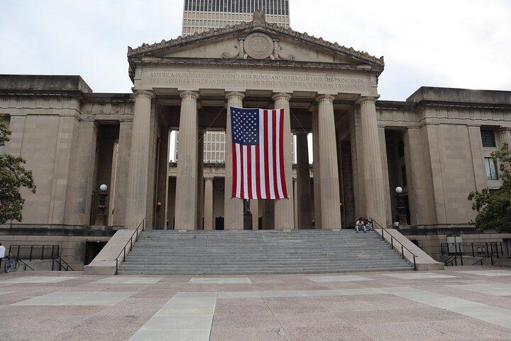 Downtown Nashville Sightseeing Walking Tour