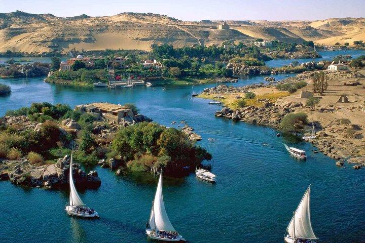 amazing Private tour: Luxor Day tour from Sharm El Sheikh By plane