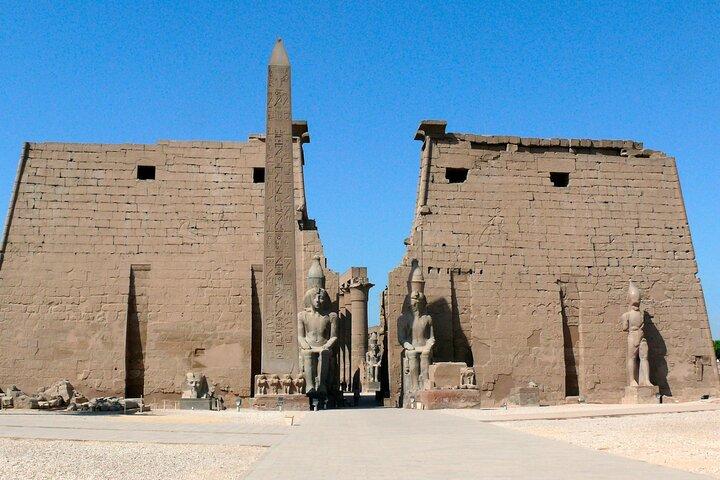 amazing Private tour: Luxor Day tour from Sharm El Sheikh By plane