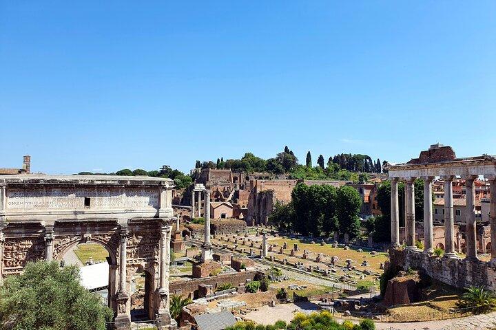 Views of Rome Small Group Walking Tour