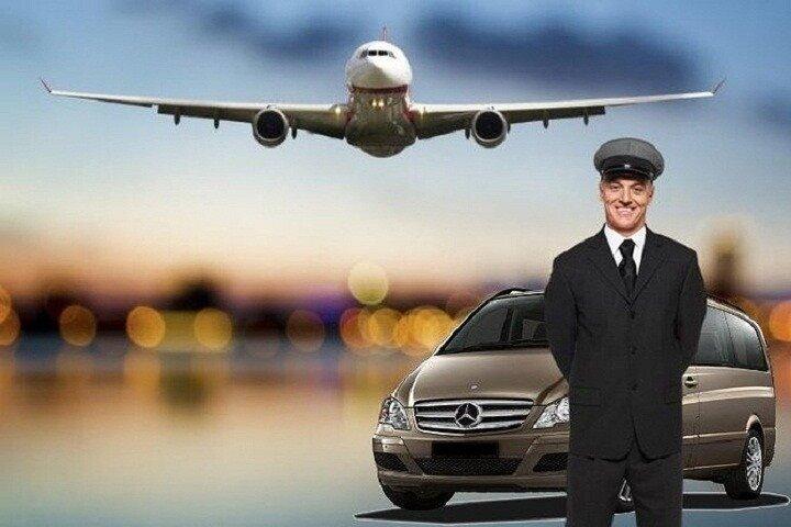Luxury limousine and VIP airport pickup service.