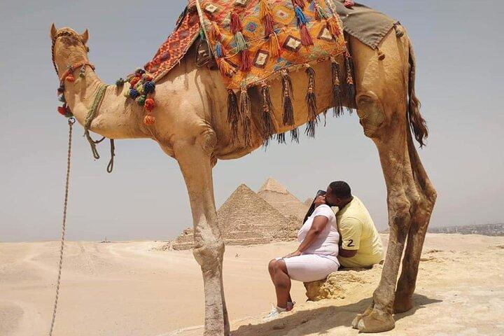 Private Tour Camel Ride with Local Dinner in Sahara Desert