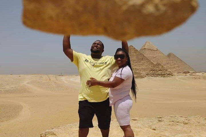 Private Tour Camel Ride with Local Dinner in Sahara Desert