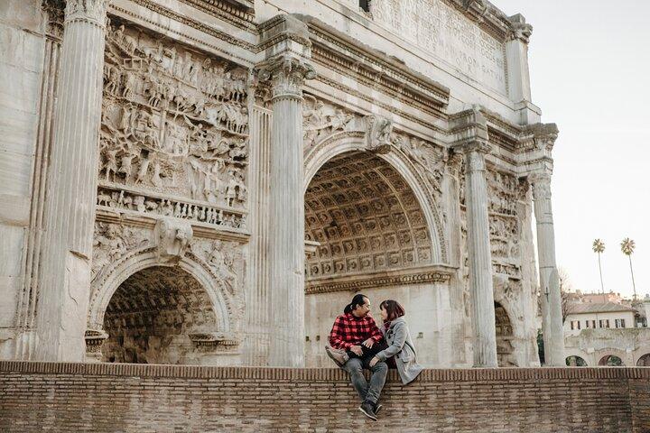 Private Vacation Photography Session with Local Photographer in Rome