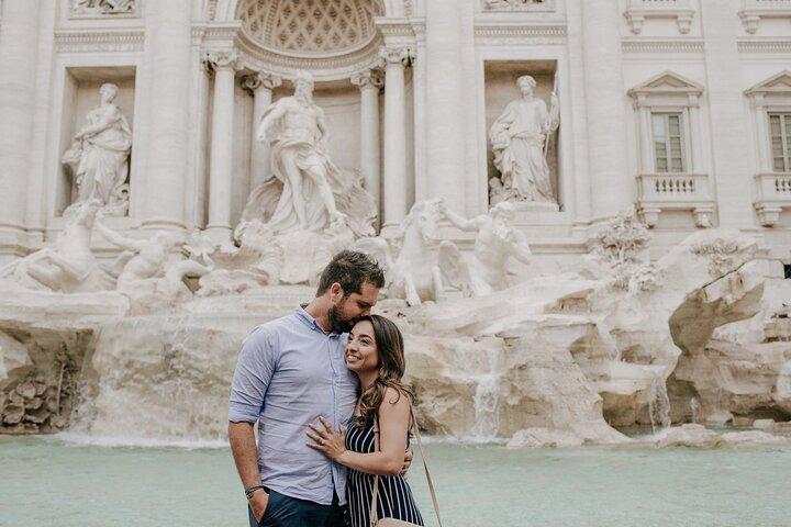 Private Vacation Photography Session with Local Photographer in Rome