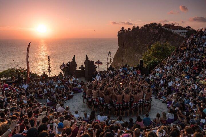 Uluwatu Cliff Temple sunset Tour with Kecak Show and Sea Food Dinner at Jimbaran Beach