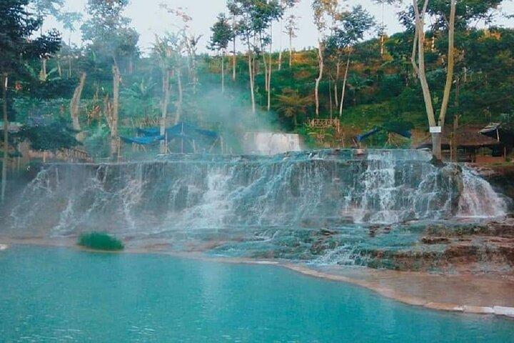 Private Tour Tour from Tangkuban Perahu Crater & Hot Springs