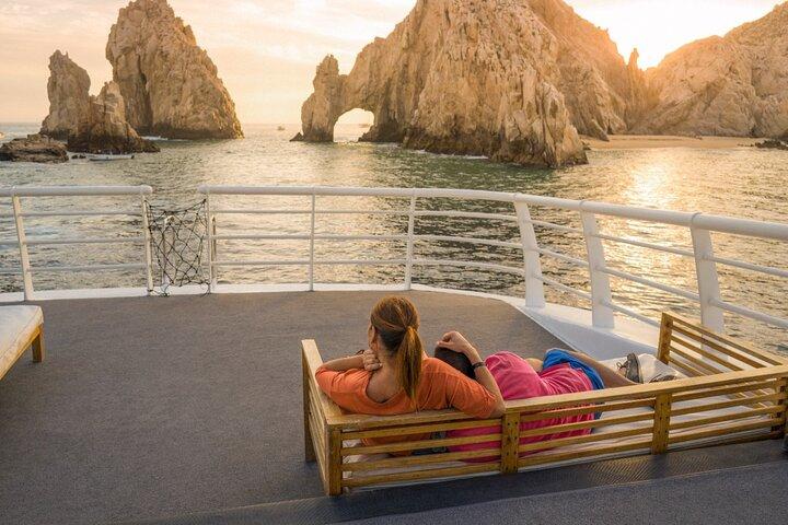 Sunset Dinner Show Cruise Tour in Cabo San Lucas