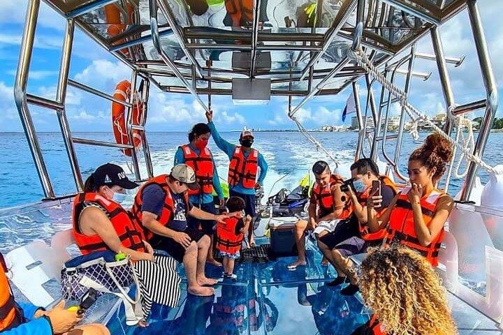 Transparent Boating and Snorkeling Tour in Cozumel All Inclusive