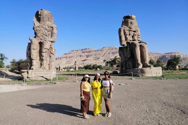Private Full Day Tour East and West Banks of Luxor with Carriage Horse