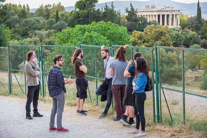 Athens Small-Group Walking Tour with Wine Tasting