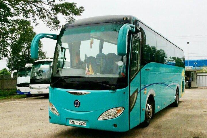 Colombo to Kandy Bus (Reserved Seats) - Air Conditioned
