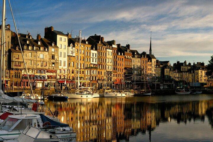 Private Normandy Rouen, Honfleur, Etretat Day trip from Paris