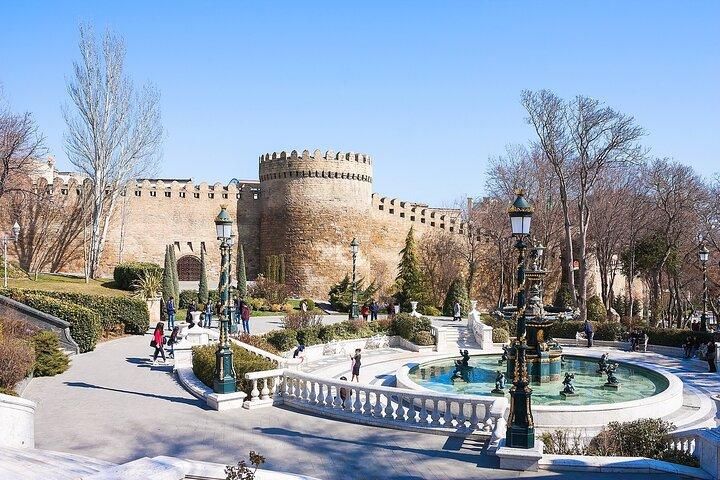 Baku Walking Tour (Old City)