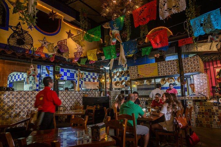 Cancun Local Experience: Taco and Beer Food Tour