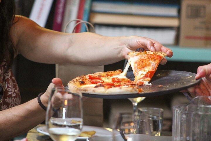 Kelowna: #1 Rated Walking Food Tour with 7 Tastings and 4 Drinks