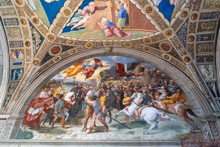 Vatican Museums, Sistine Chapel and St. Peter 's Basilica Tour