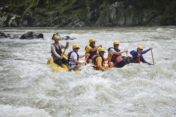 1 day Pacuare River Rafting with Transportation and Lunch